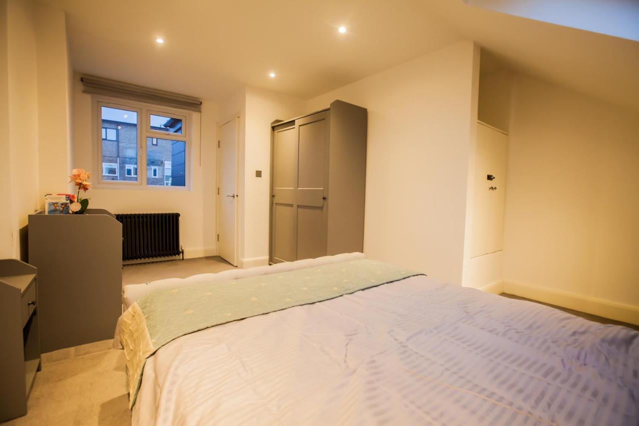Luxury Garden House 19a * Surbiton