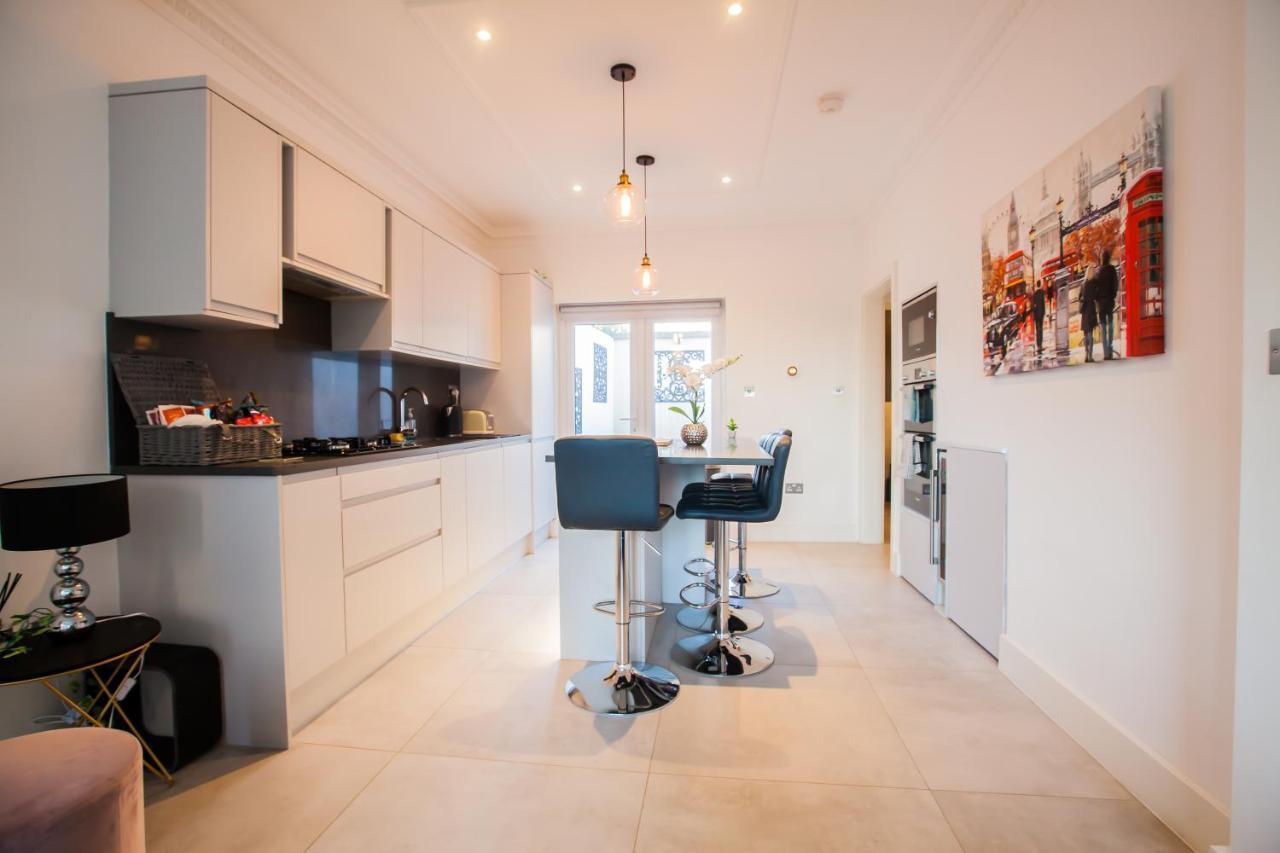 Luxury Garden House 19a Holiday home *